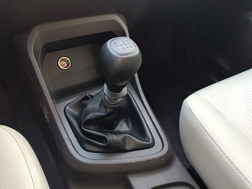 Wuling Hongguang V — миниатюра 14
