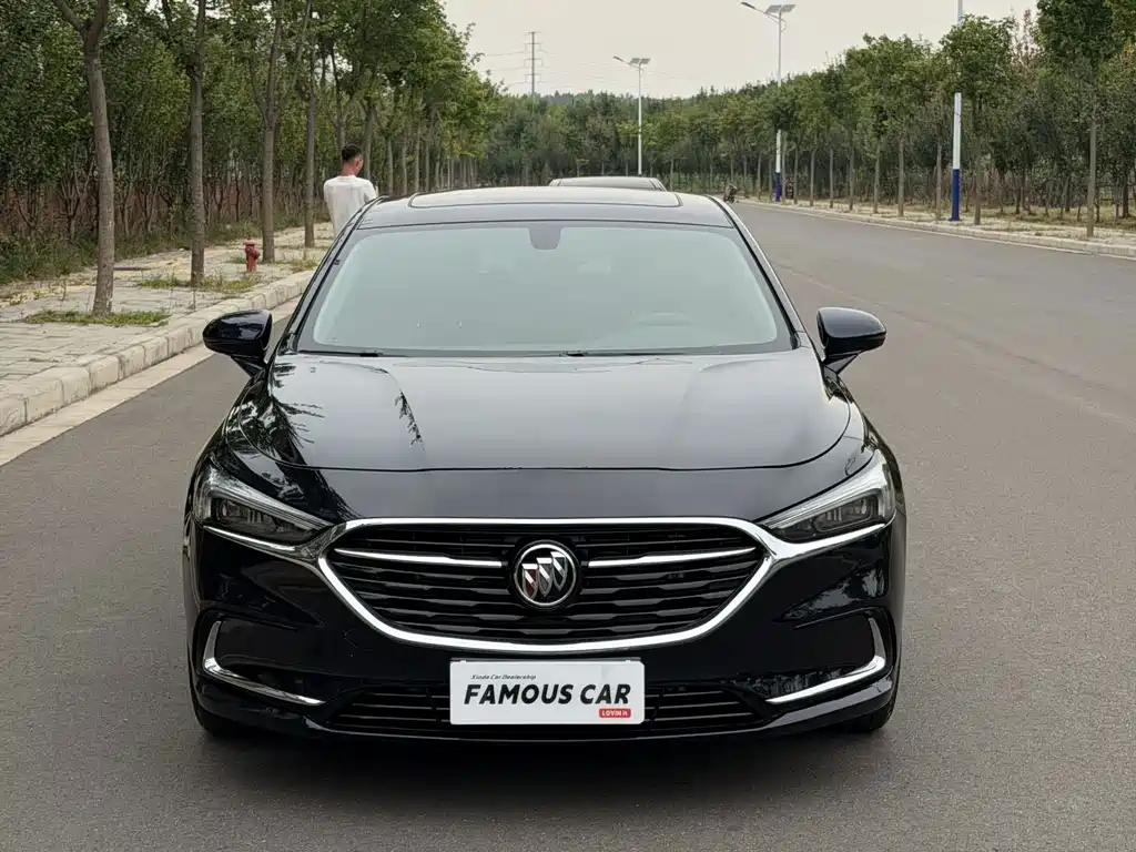 Buick LaCrosse — миниатюра 2