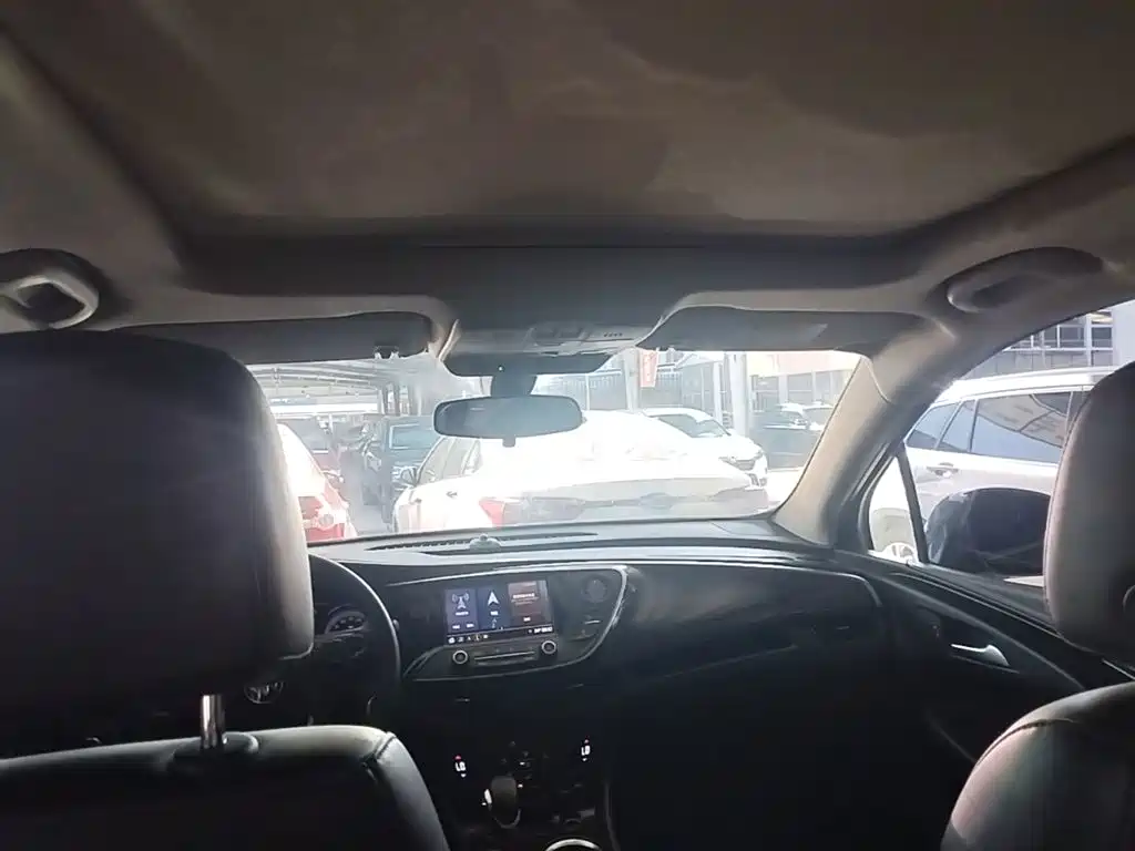Buick Envision Plus — миниатюра 18