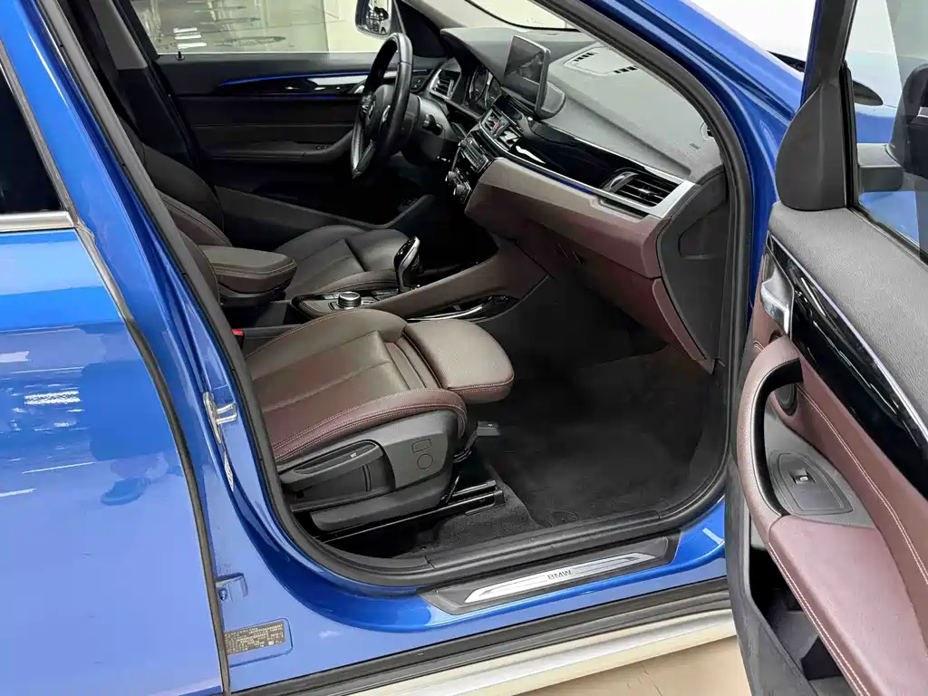 BMW X1 - фото 14