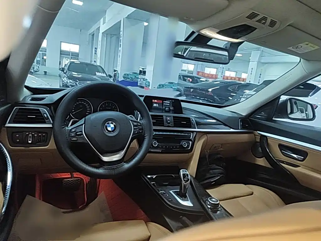 BMW 3 Series GT — миниатюра 10