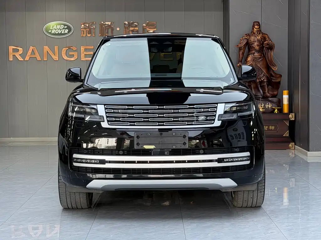 Land Rover Range Rover 2024 3.0 L6 400PS Long Wheelbase