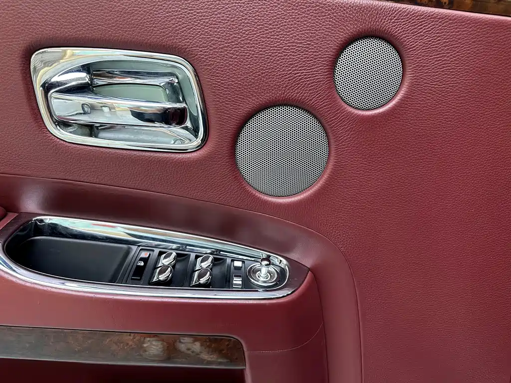 Rolls-Royce Ghost — миниатюра 4