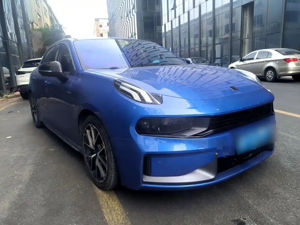 Lynk & Co 03 — миниатюра 4