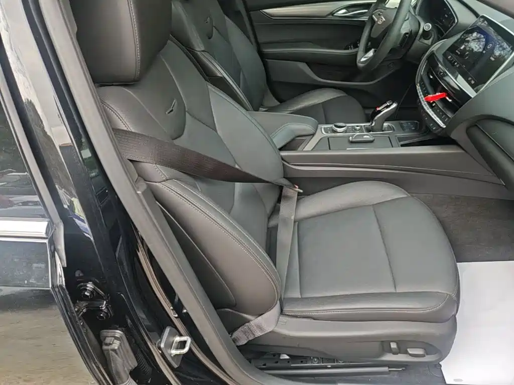 Cadillac CT5 — миниатюра 25