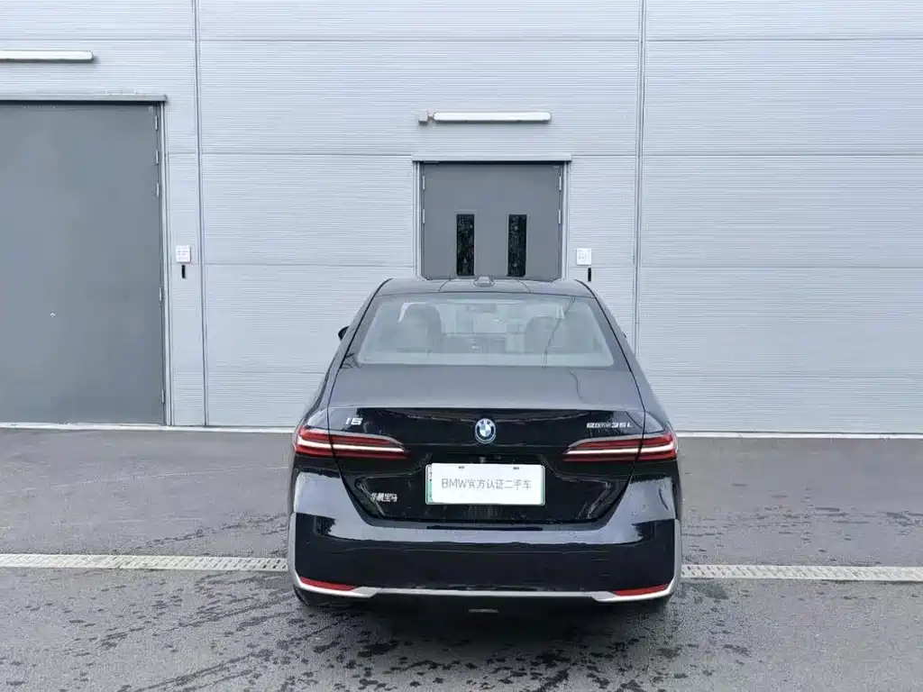 BMW i5 — миниатюра 3