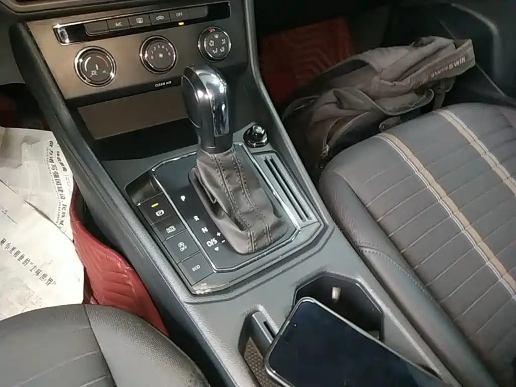 Volkswagen Lavida — миниатюра 14