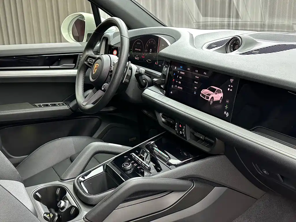 Porsche Cayenne — миниатюра 30