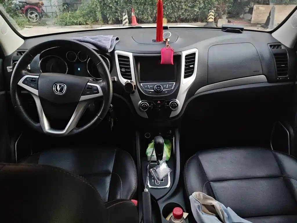 Changan CS35 — миниатюра 10