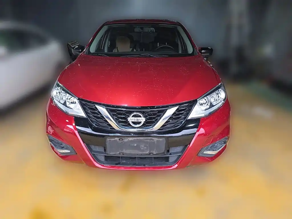 Nissan Tiida — миниатюра 5