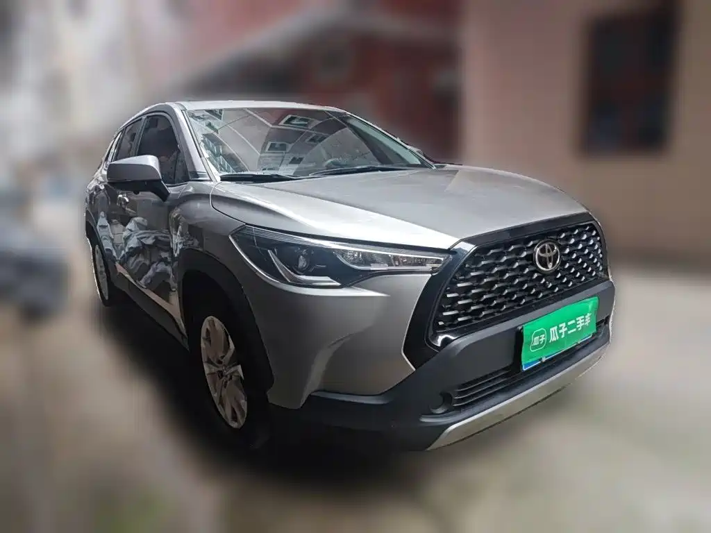 Toyota Corolla Cross — миниатюра 25