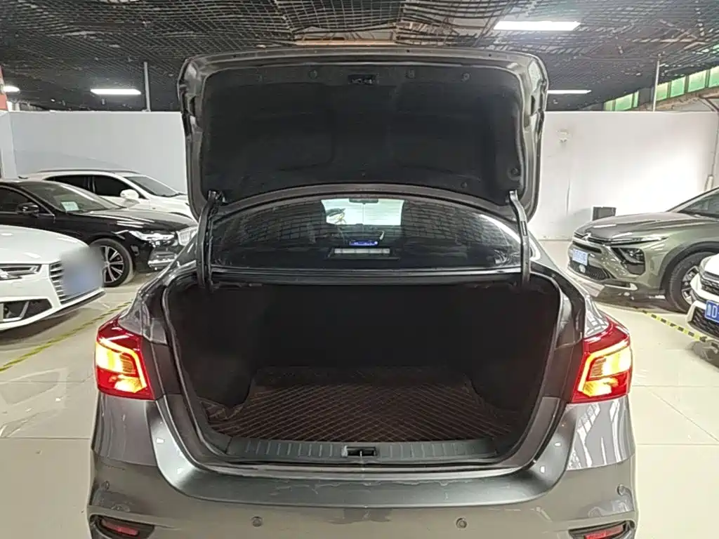 Nissan Sylphy — миниатюра 19