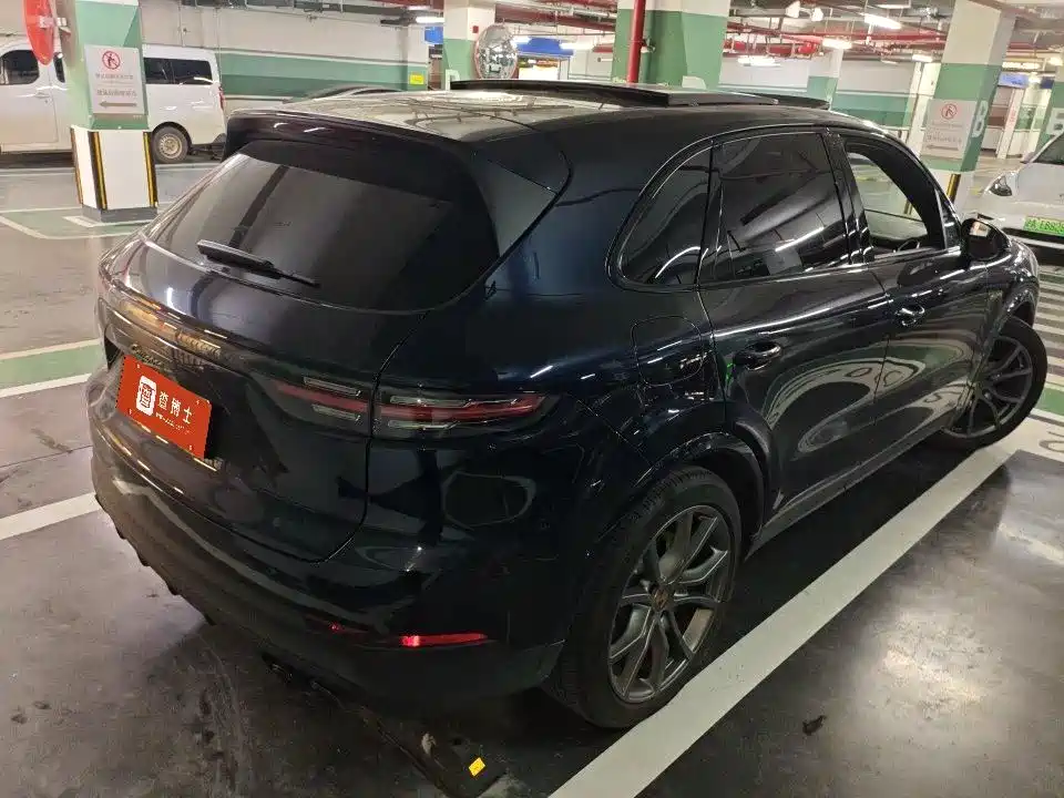 Porsche Cayenne Hybrid — миниатюра 2
