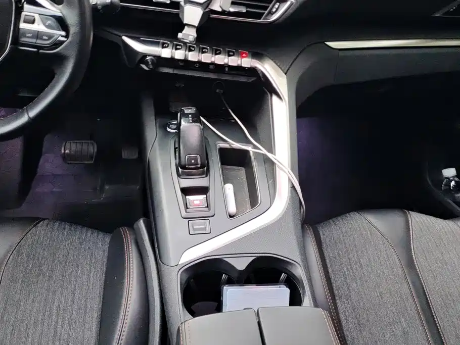 Peugeot 4008 — миниатюра 16