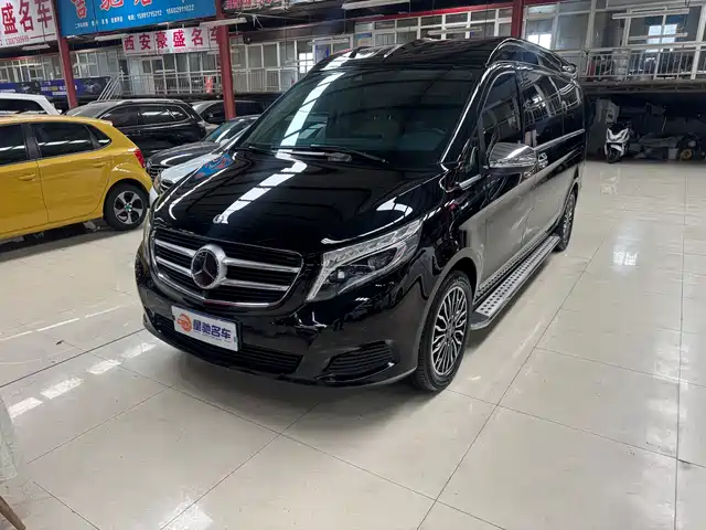Mercedes-Benz V-Class