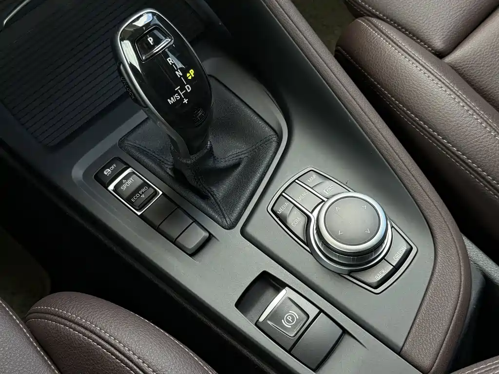 BMW X1 — миниатюра 10