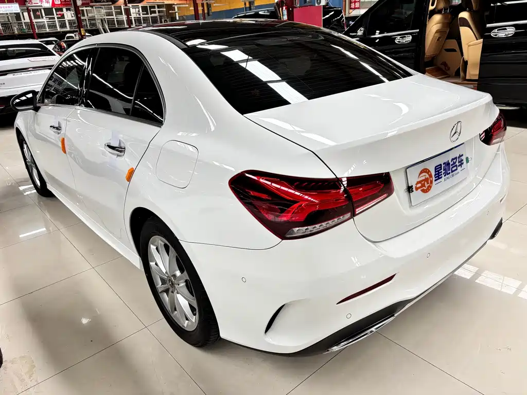 Mercedes-Benz A-Class — миниатюра 13
