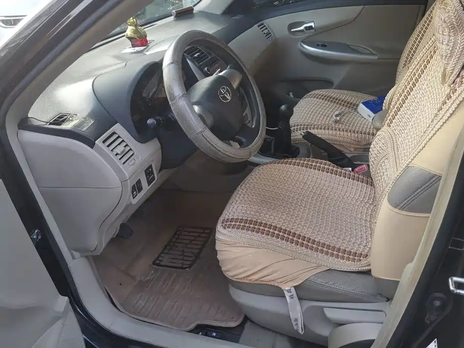 Toyota Corolla — миниатюра 9
