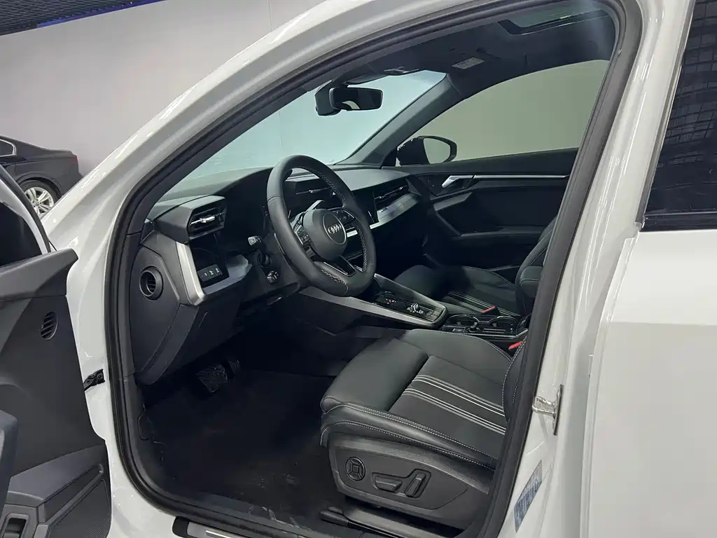 Audi A3 — миниатюра 9