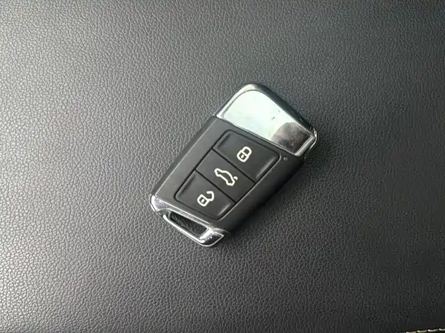 Volkswagen Passat — миниатюра 11
