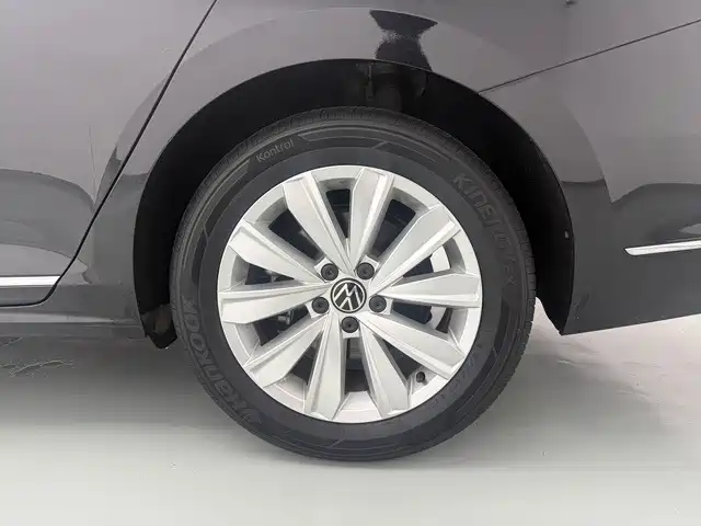 Volkswagen Passat — миниатюра 15