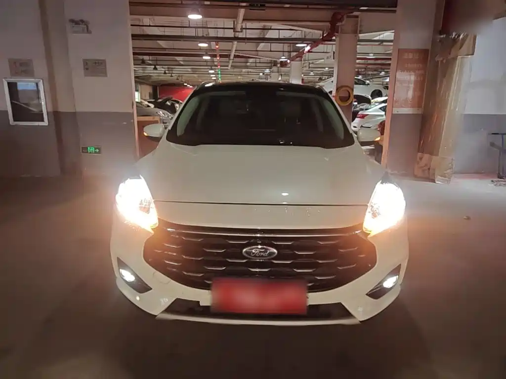 Ford Escape — миниатюра 3