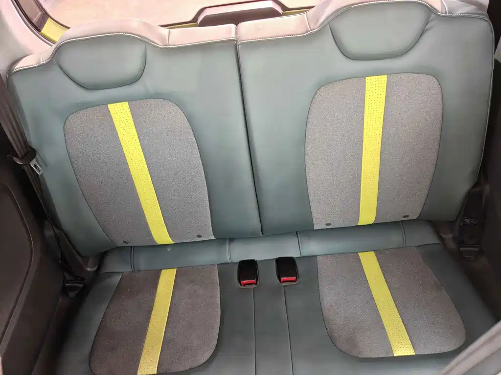 Wuling MINIEV — миниатюра 10
