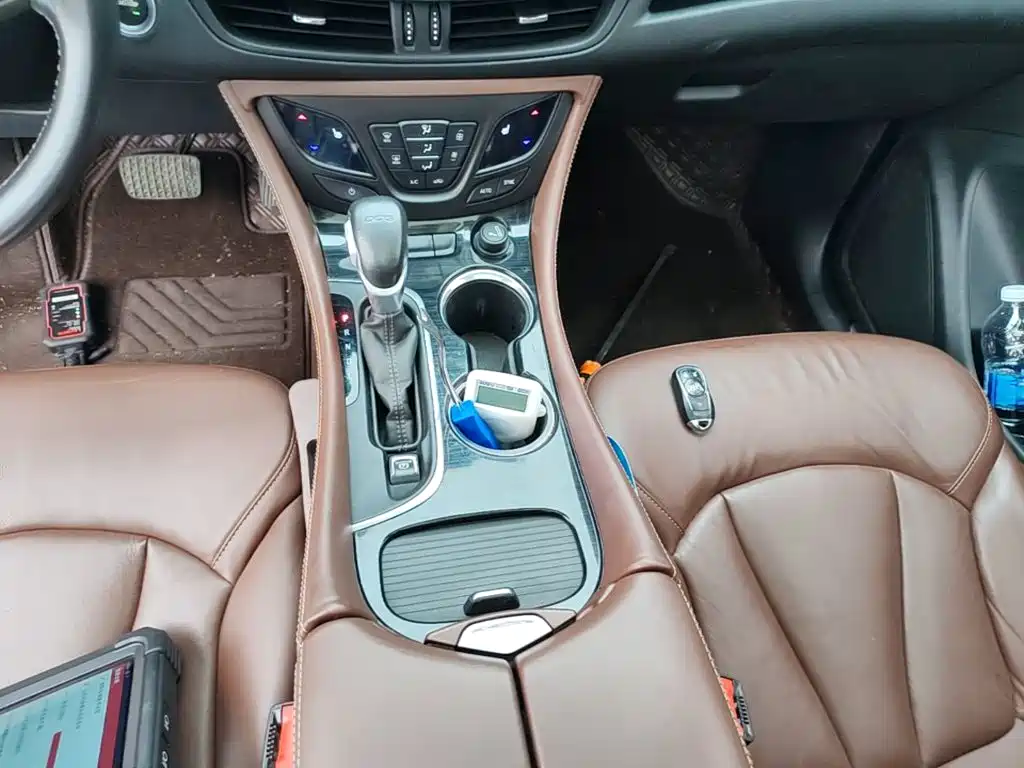 Buick Envision Plus — миниатюра 14