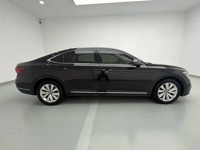 Volkswagen Passat — миниатюра 3
