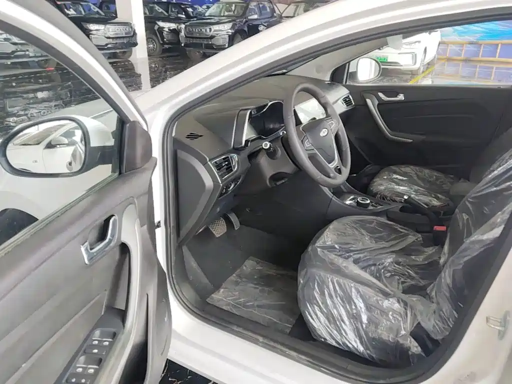 Guojin Auto Junxing — миниатюра 16