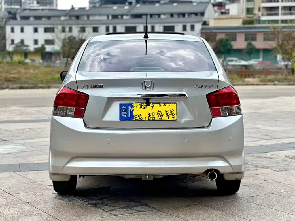 Honda City Classic — миниатюра 6