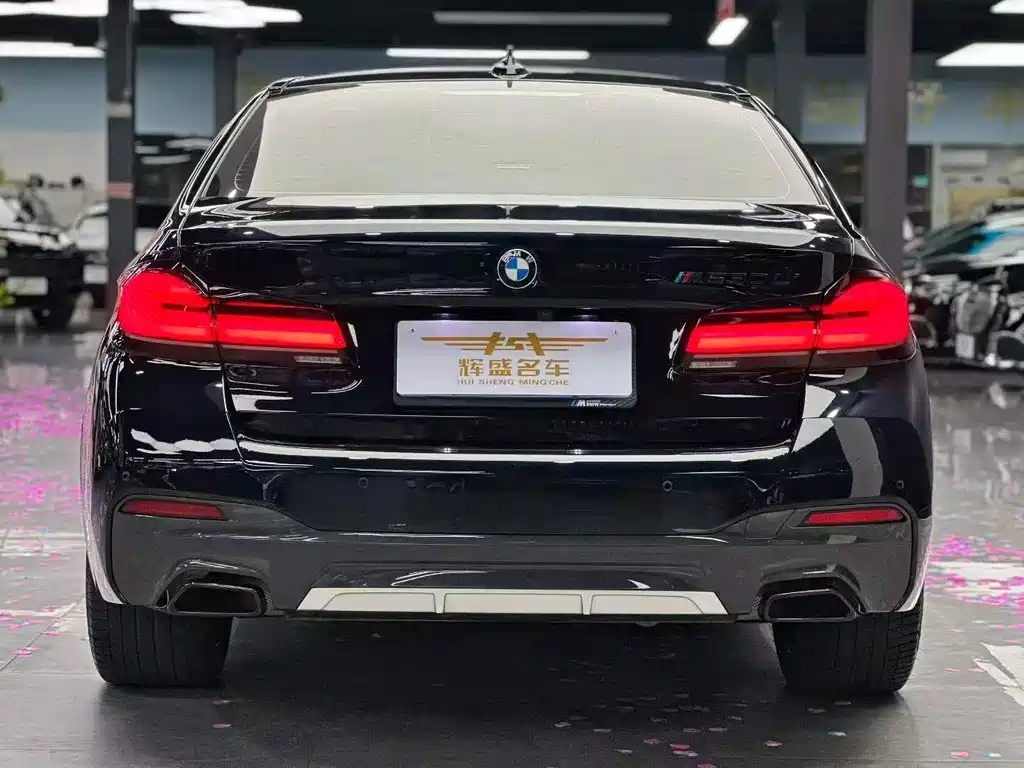 BMW 5 Series — миниатюра 9