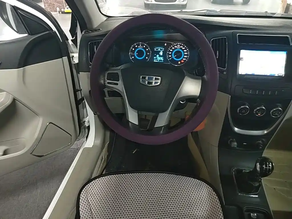 Geely Vision — миниатюра 11