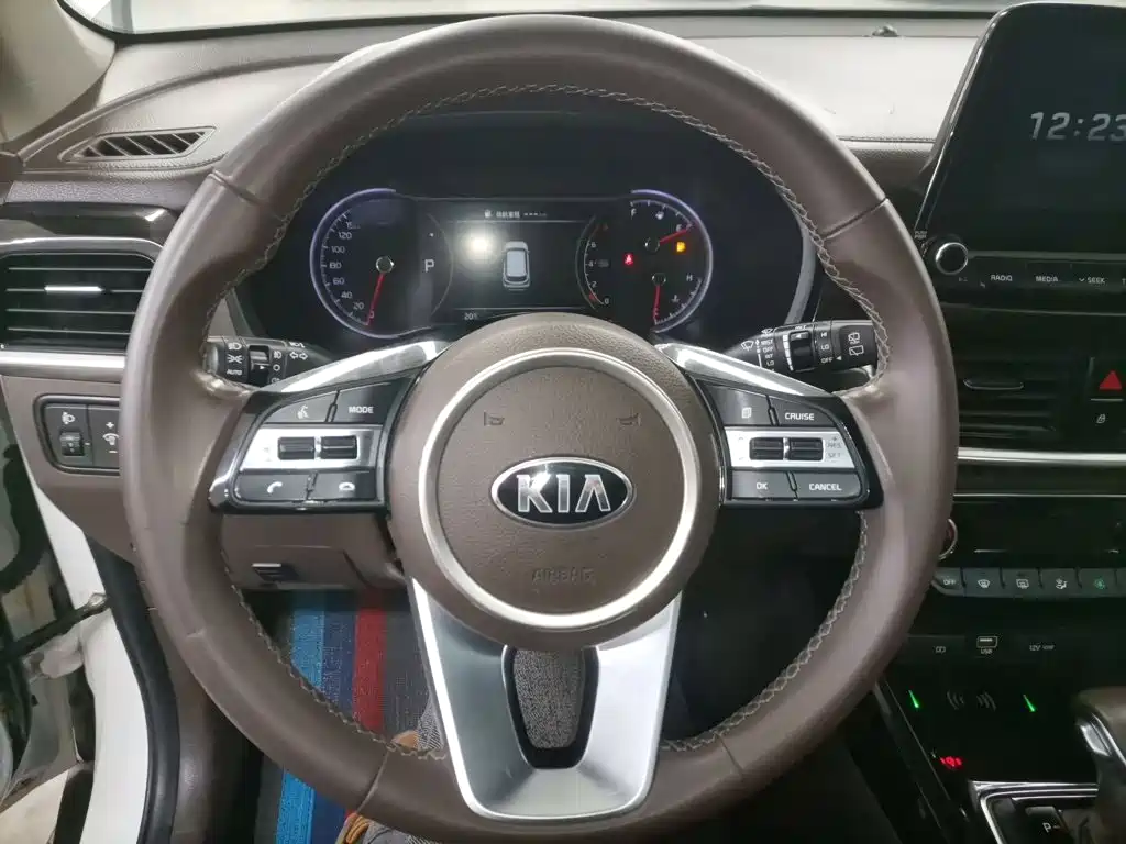 Kia Sportage — миниатюра 11