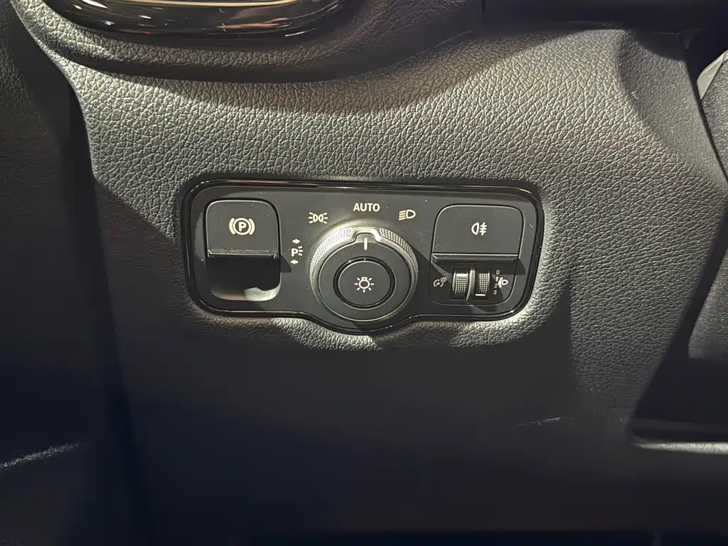 Mercedes-Benz Vito — миниатюра 17
