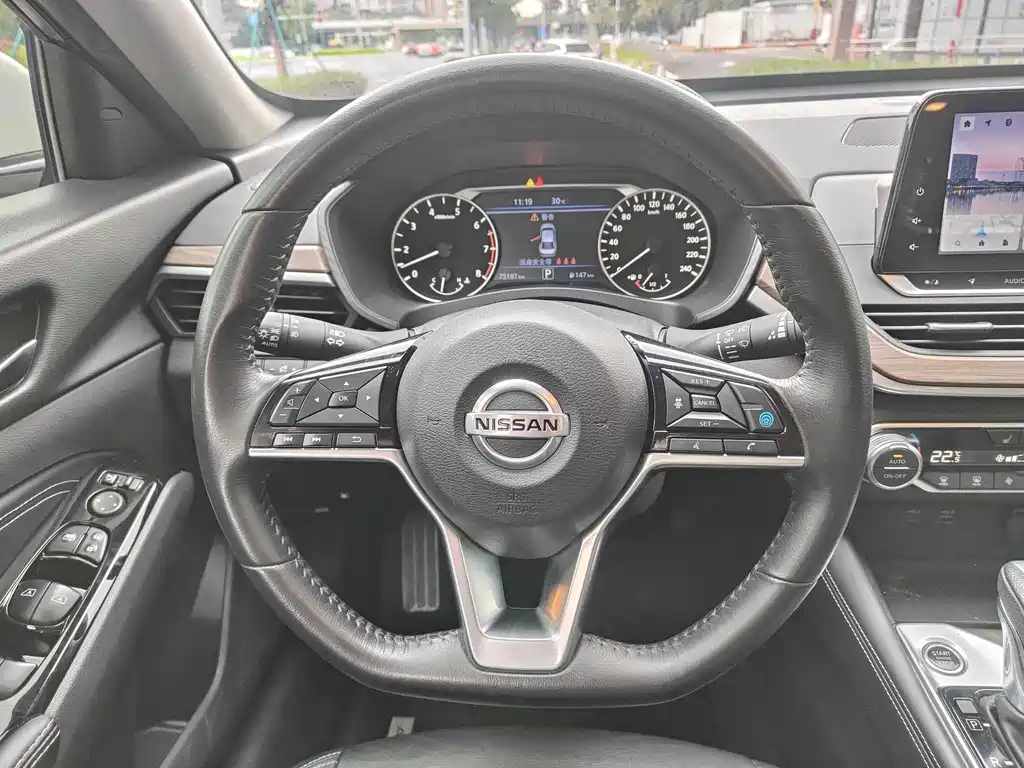 Nissan Teana — миниатюра 11