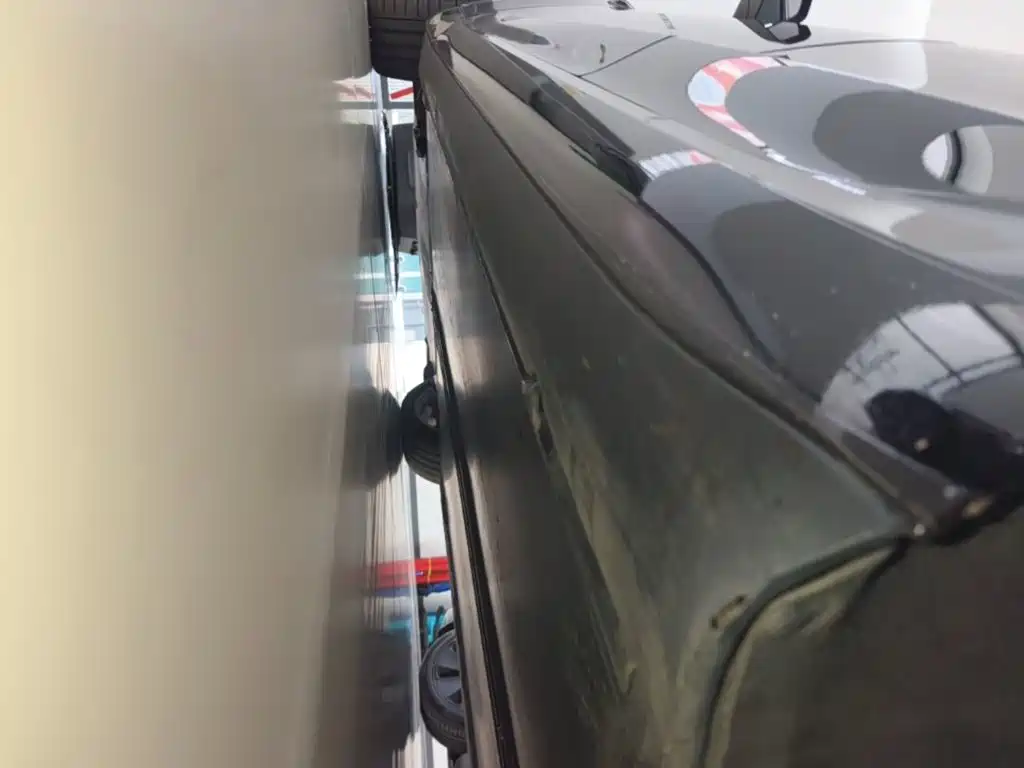 Tesla Model 3 — миниатюра 22