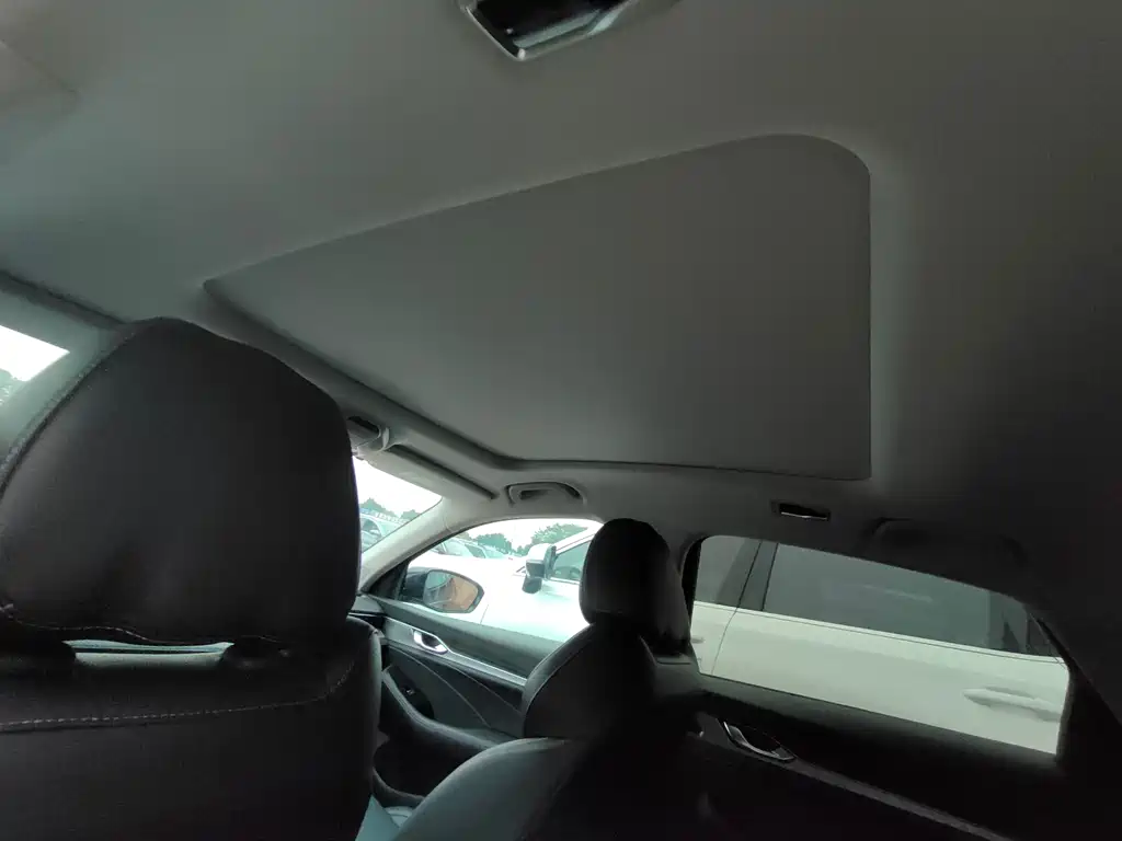 GEELY AUTOMOBILE XINGRUI