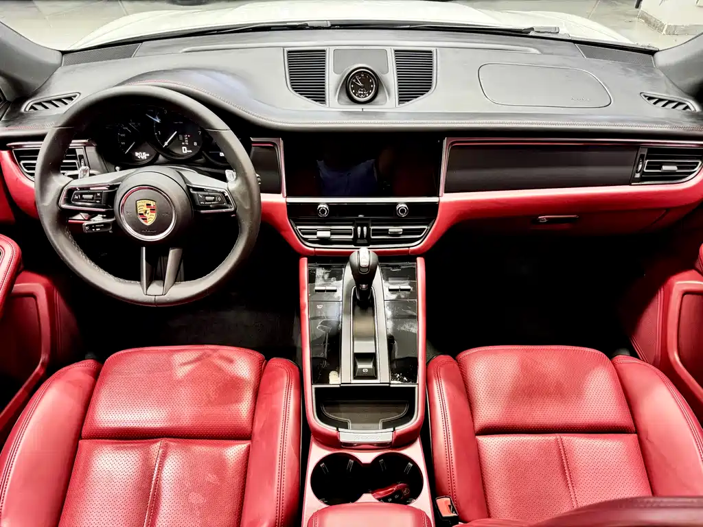 Porsche Macan — миниатюра 17