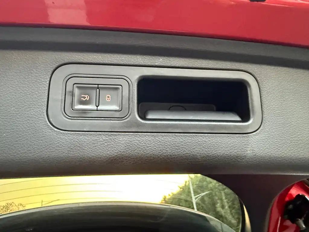 BYD Tang New Energy — миниатюра 33