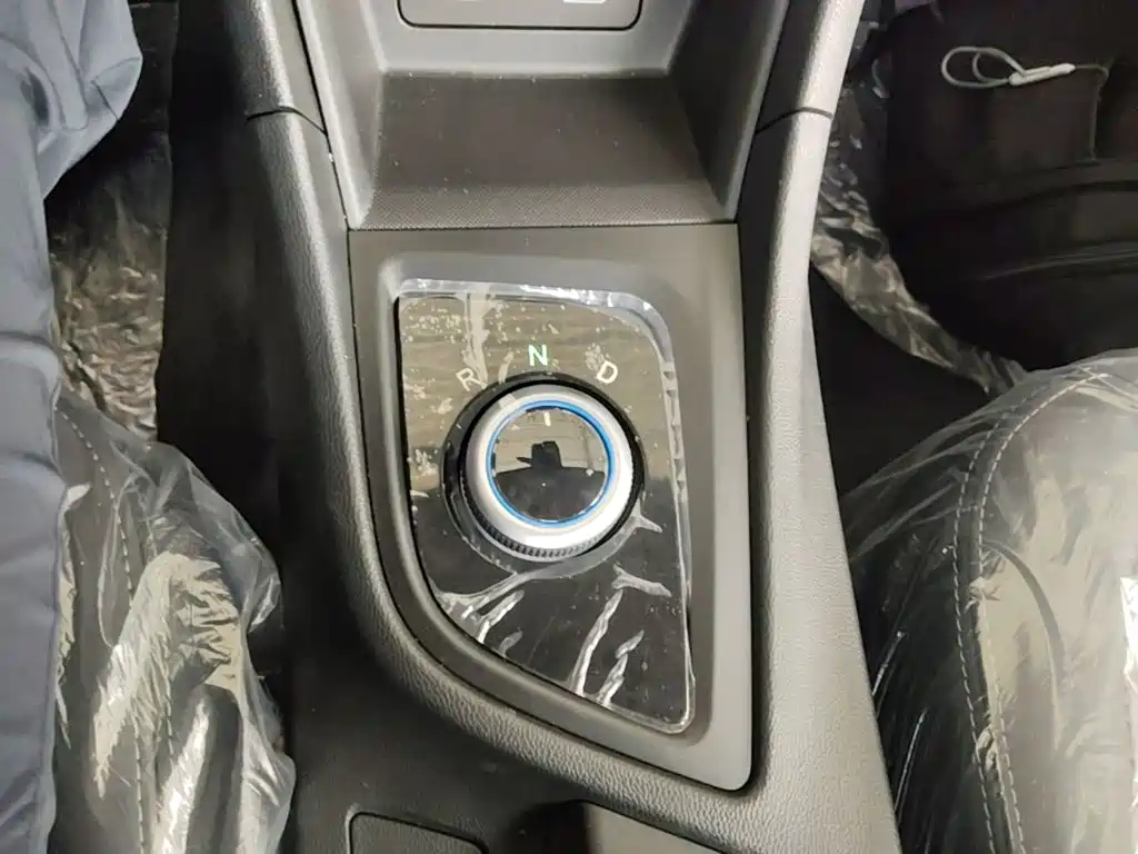 Guojin Auto Junxing — миниатюра 14
