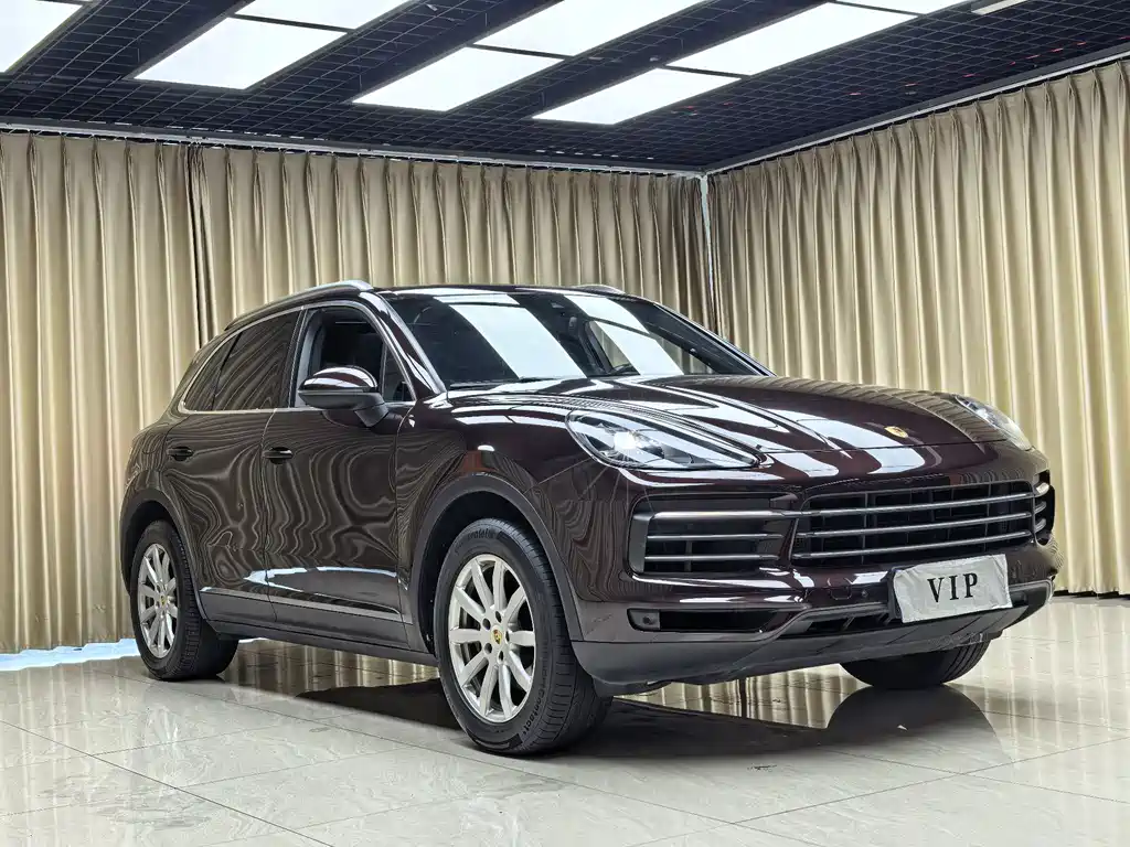 Porsche Cayenne — миниатюра 3