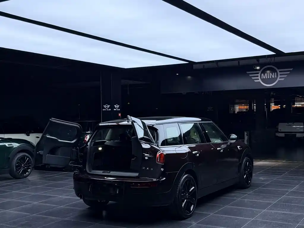 MINI Mini Clubman — миниатюра 6