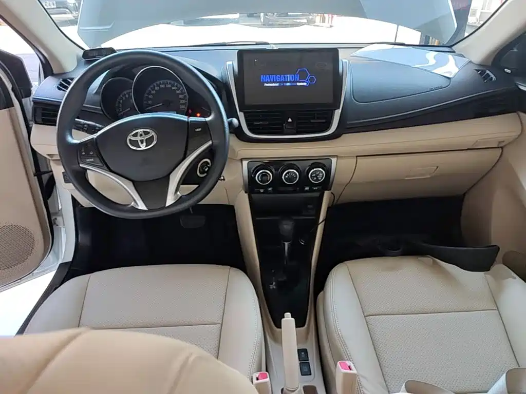 Toyota Vios FS — миниатюра 10