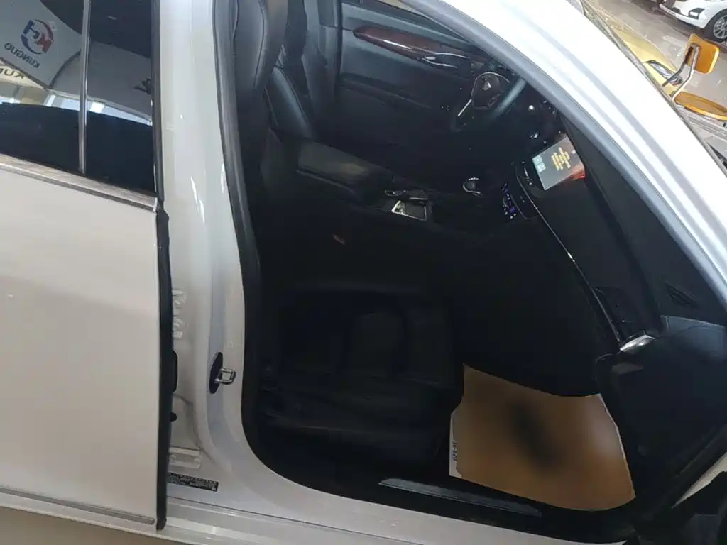 Cadillac CT6 — миниатюра 25