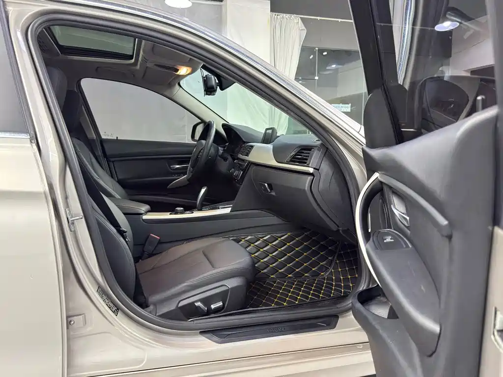 BMW 3 Series — миниатюра 7