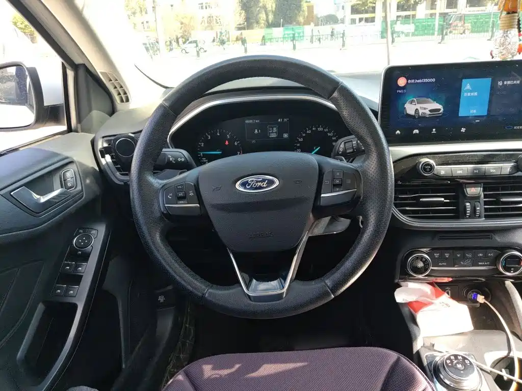 Ford Focus Active — миниатюра 6