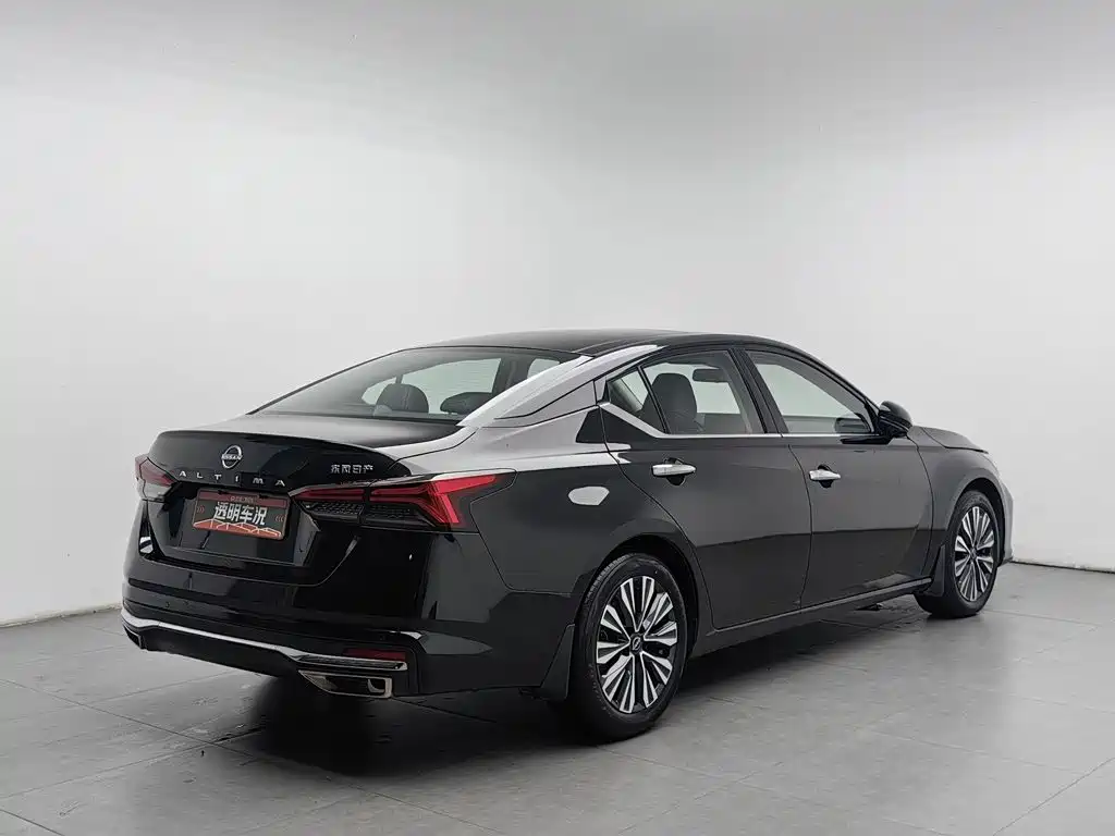 Nissan Teana — миниатюра 2