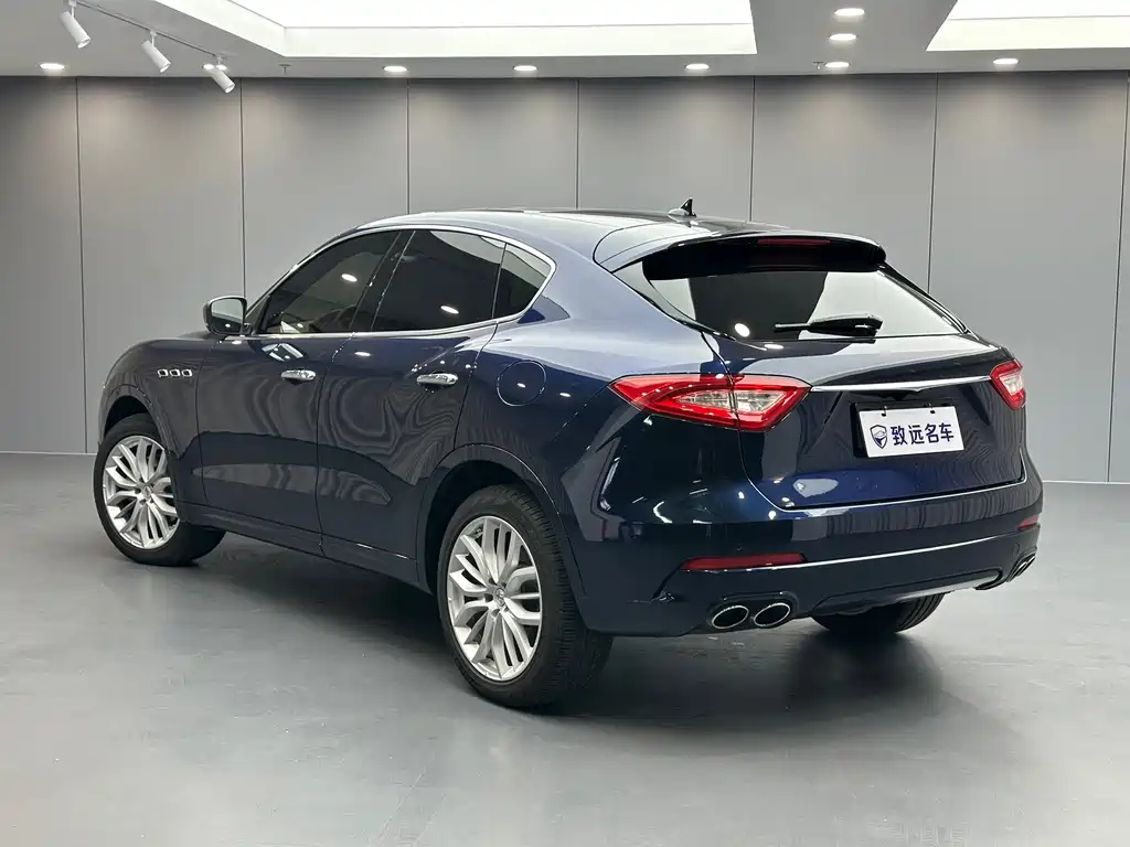 Maserati Levante — миниатюра 6