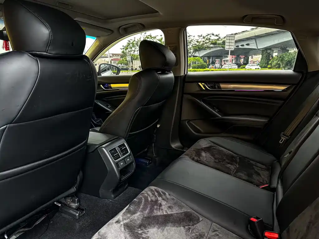 Honda Accord 2022 260TURBO Luxury